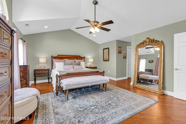 118 Pelican Court, Marlboro, NJ 07746