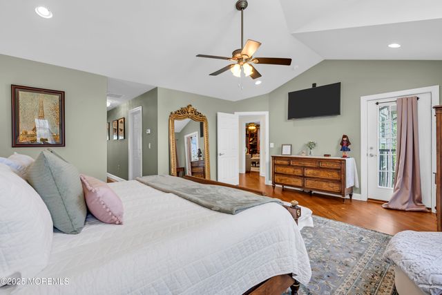 118 Pelican Court, Marlboro, NJ 07746