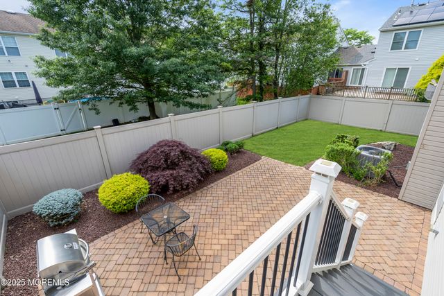 118 Pelican Court, Marlboro, NJ 07746