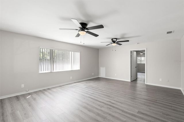 5546 5TH STREET S, St Petersburg, FL 33705