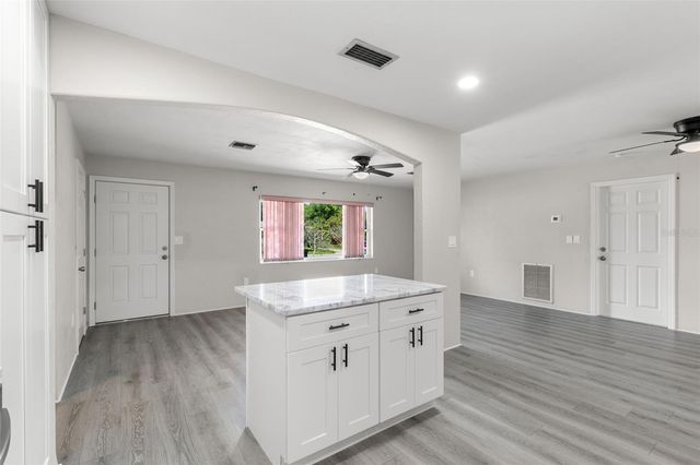 5546 5TH STREET S, St Petersburg, FL 33705