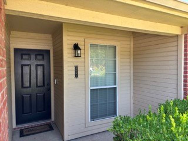 1001 Boardwalk Street, Midlothian, TX 76065