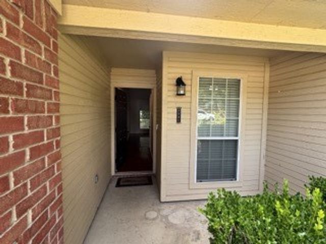 1001 Boardwalk Street, Midlothian, TX 76065