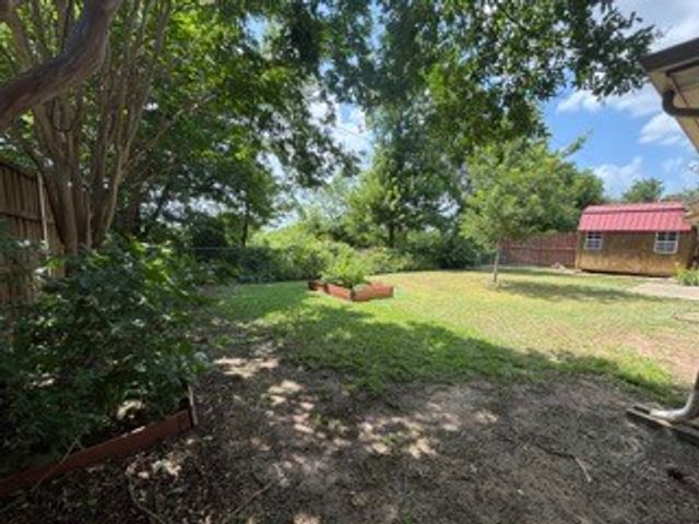 1001 Boardwalk Street, Midlothian, TX 76065