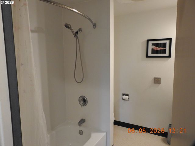 6201 Sw 130TH Ave, Beaverton, OR 97008