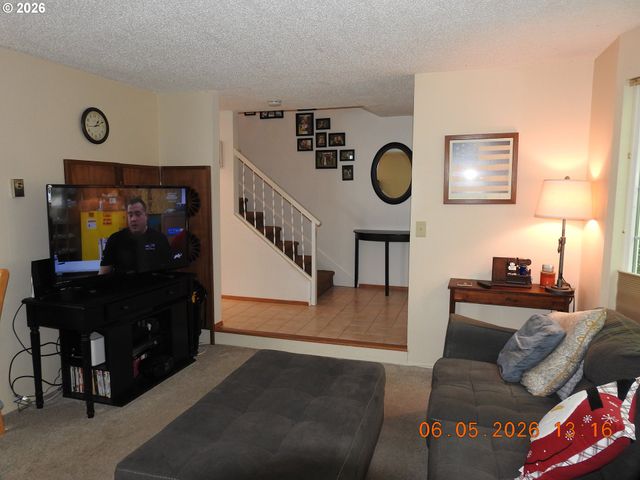 6201 Sw 130TH Ave, Beaverton, OR 97008
