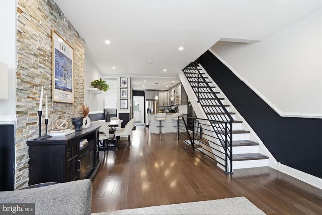 2023 MOORE ST, Philadelphia, PA 19145