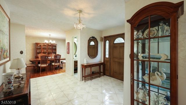 10 Canterbury Pl, Cranford Twp., NJ 07016