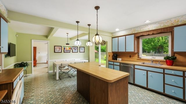 10 Canterbury Pl, Cranford Twp., NJ 07016