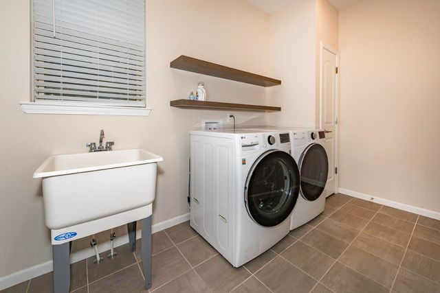 50236 Amberwood Road, Canton Twp, MI 48188