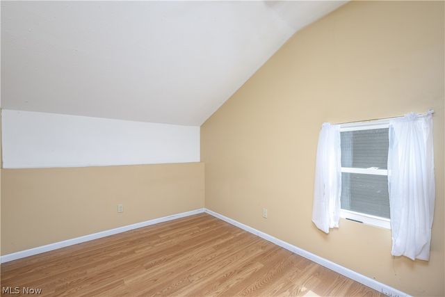 128 E Central Ave, Ravenna, OH 44266
