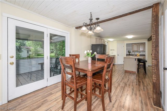 128 E Central Ave, Ravenna, OH 44266