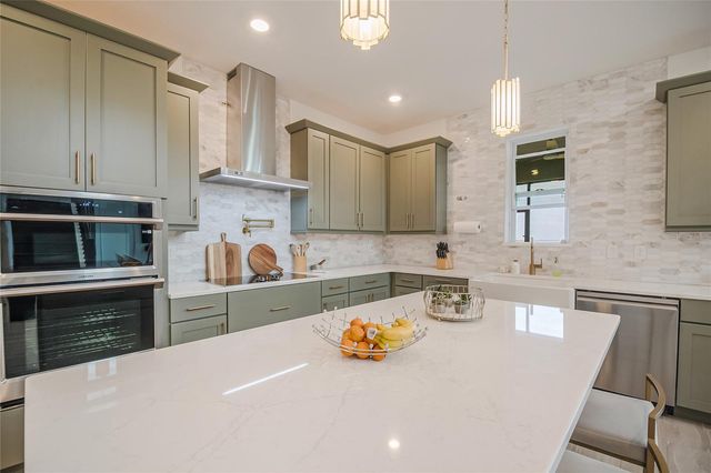 2218 GOLD DUST DRIVE, Clermont, FL 34715