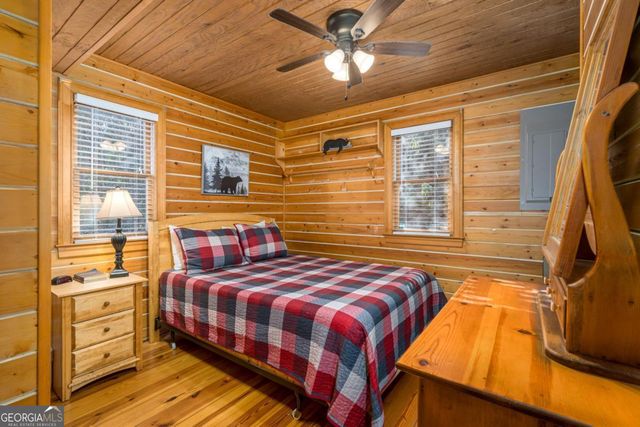 517 Ridge Road, Blue Ridge, GA 30513