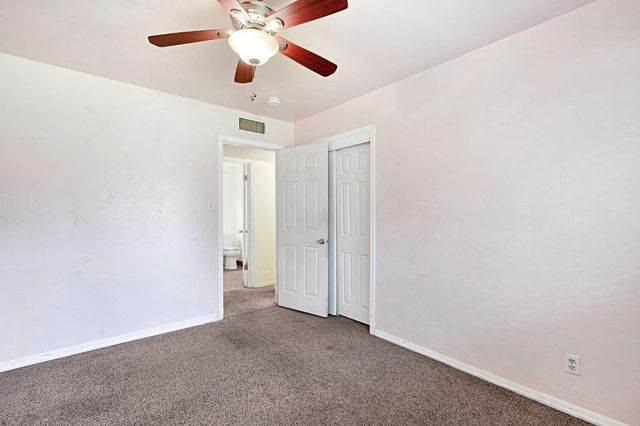 4656 N 5th Street, Fresno, CA 93726