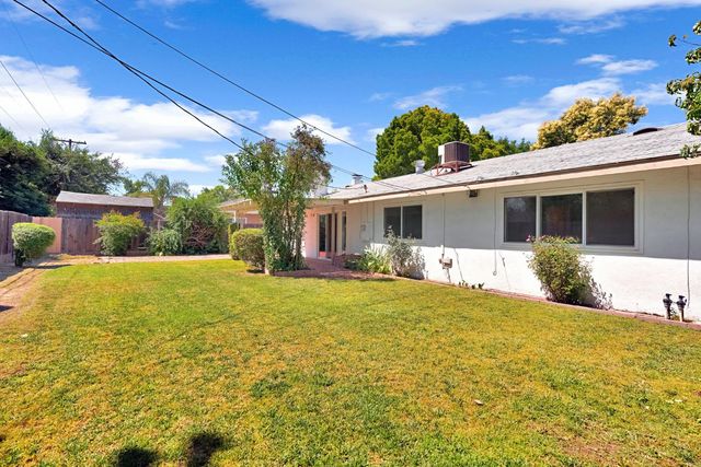 4656 N 5th Street, Fresno, CA 93726