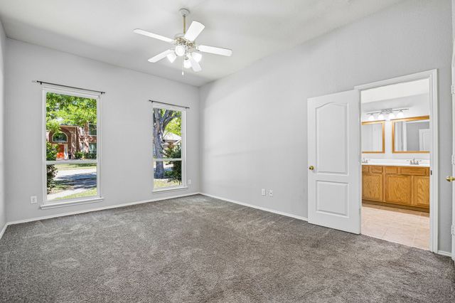 11361 Clover Knoll Drive, Frisco, TX 75035