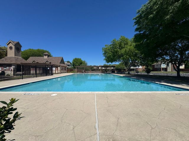 11361 Clover Knoll Drive, Frisco, TX 75035