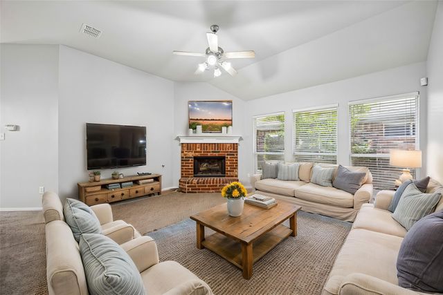 11361 Clover Knoll Drive, Frisco, TX 75035