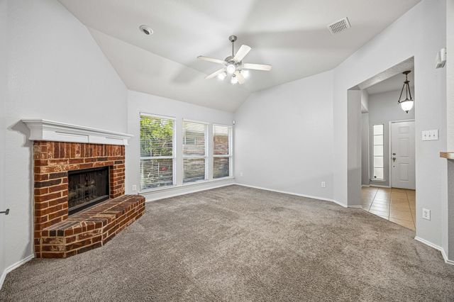 11361 Clover Knoll Drive, Frisco, TX 75035