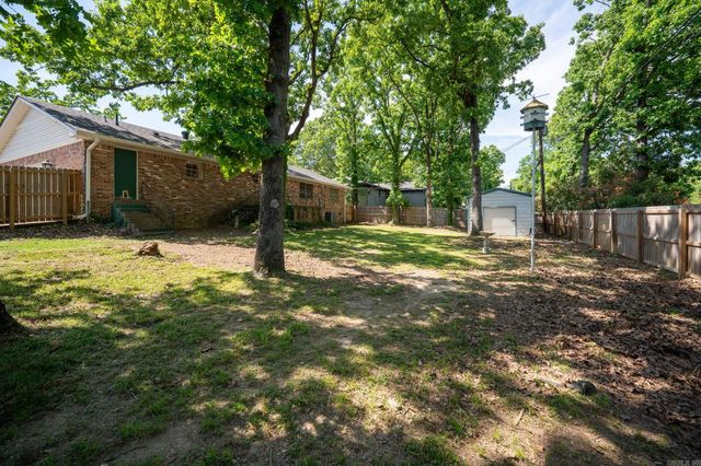 4400 Arlington Drive, North Little Rock, AR 72116