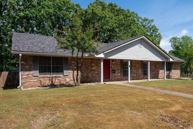 4400 Arlington Drive, North Little Rock, AR 72116