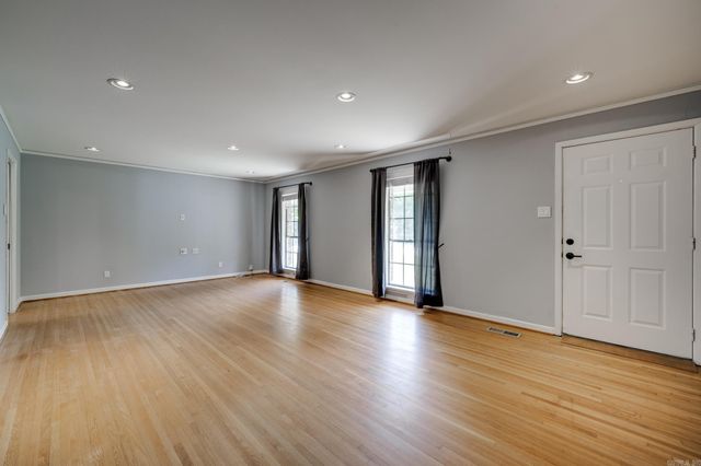 4400 Arlington Drive, North Little Rock, AR 72116