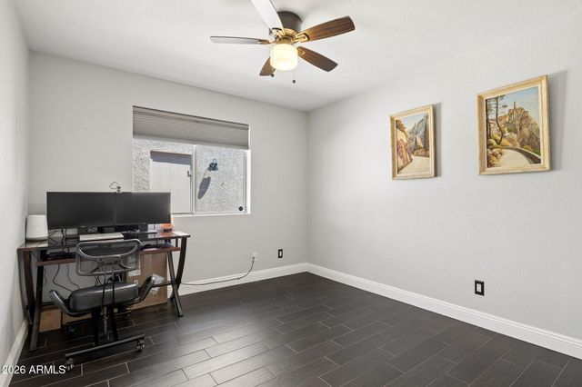 4242 E SHEENA Drive, Phoenix, AZ 85032