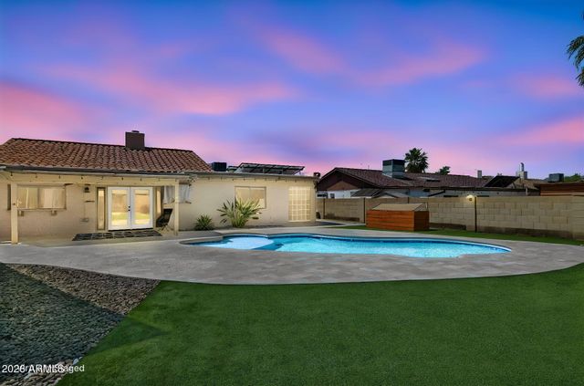 4242 E SHEENA Drive, Phoenix, AZ 85032