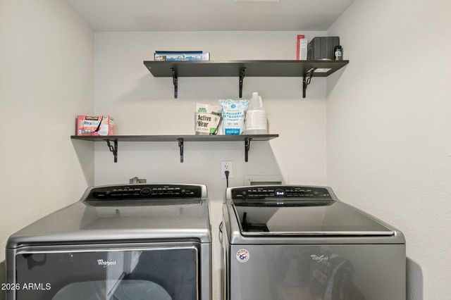 4242 E SHEENA Drive, Phoenix, AZ 85032