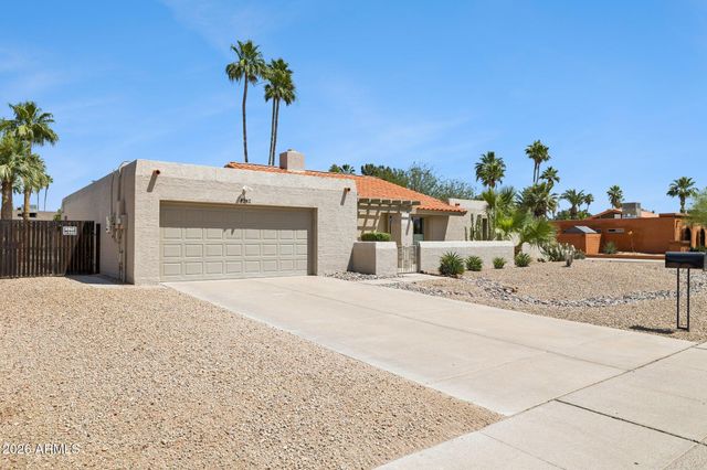 4242 E SHEENA Drive, Phoenix, AZ 85032