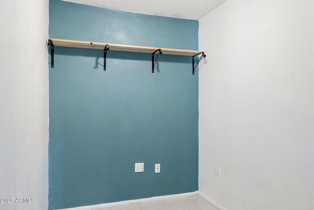 Image 17 of property listing at 4242 E SHEENA Drive, Phoenix, AZ 85032