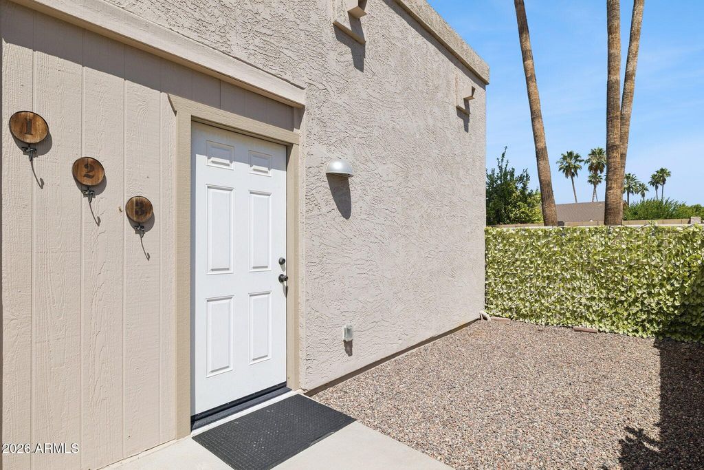 Image 28 of property listing at 4242 E SHEENA Drive, Phoenix, AZ 85032
