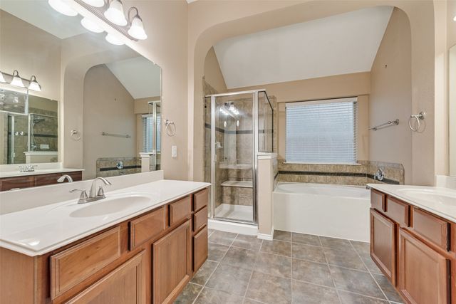 5512 Lavaca Road, Grand Prairie, TX 75052