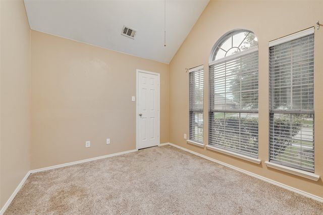 5512 Lavaca Road, Grand Prairie, TX 75052