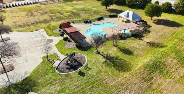 5512 Lavaca Road, Grand Prairie, TX 75052