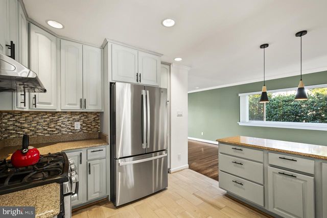 6313 TONE DR, Bethesda, MD 20817