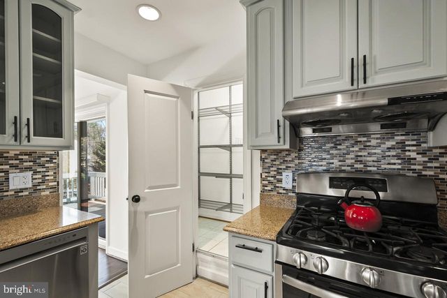 6313 TONE DR, Bethesda, MD 20817