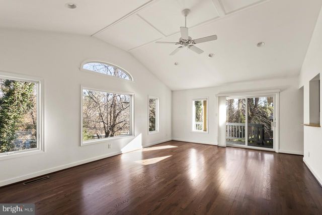 6313 TONE DR, Bethesda, MD 20817