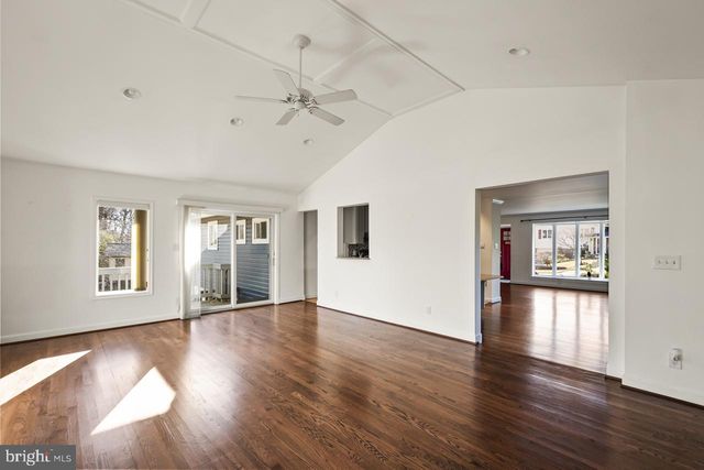 6313 TONE DR, Bethesda, MD 20817