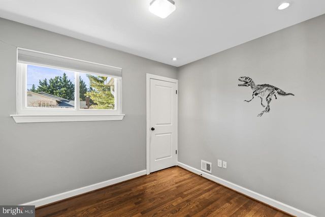 6313 TONE DR, Bethesda, MD 20817