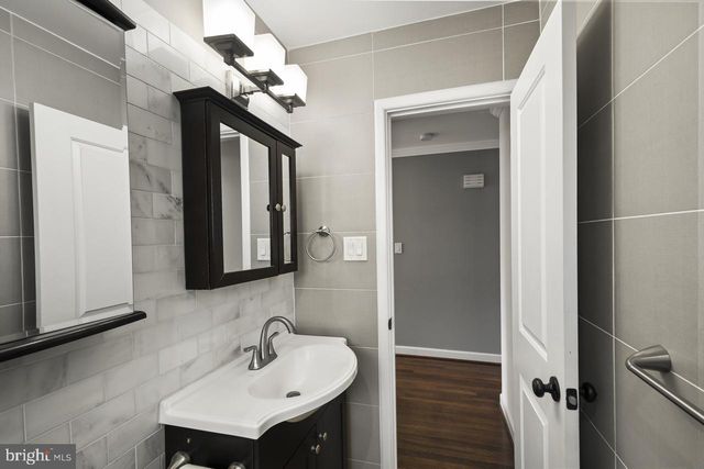 6313 TONE DR, Bethesda, MD 20817