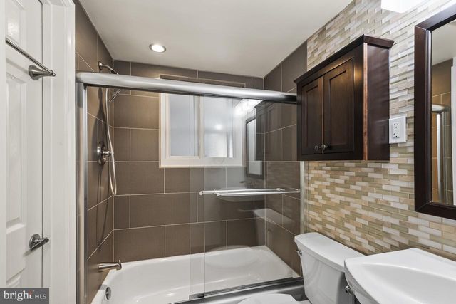 6313 TONE DR, Bethesda, MD 20817