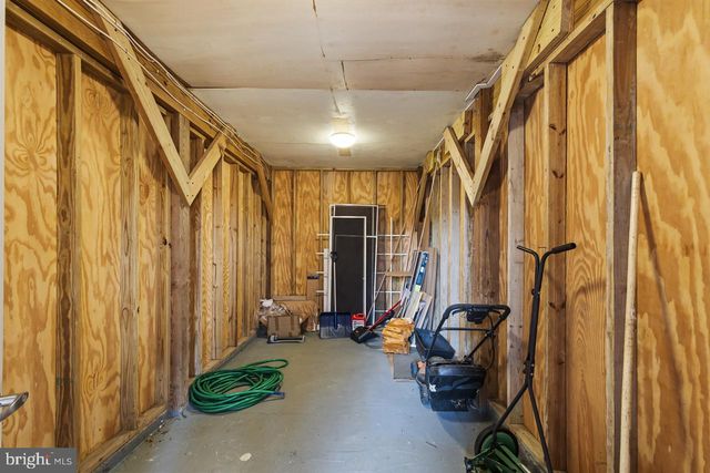 6313 TONE DR, Bethesda, MD 20817