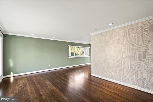 6313 TONE DR, Bethesda, MD 20817