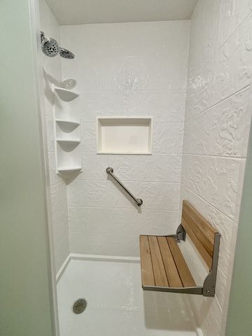 501 Bluff View Dr, Spencer, TN 38585