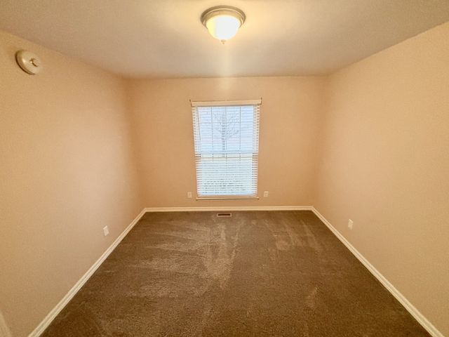 501 Bluff View Dr, Spencer, TN 38585