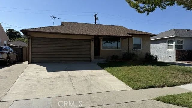 4733 Ocana, Lakewood, CA 90713
