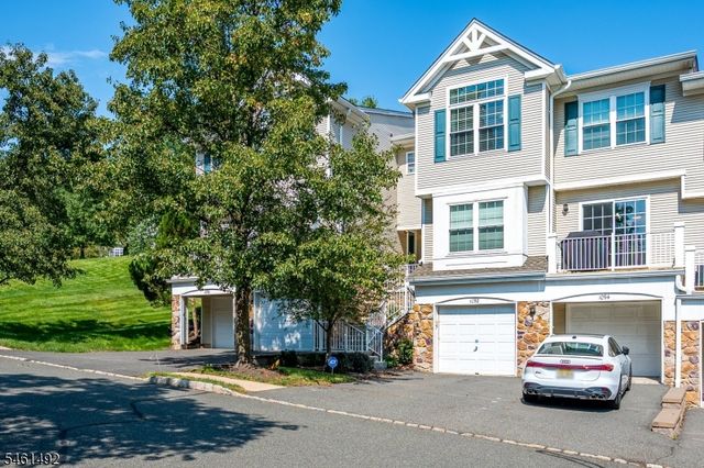 1092 Shadowlawn Dr, Green Brook Twp., NJ 08812