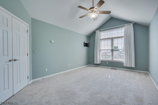 1092 Shadowlawn Dr, Green Brook Twp., NJ 08812